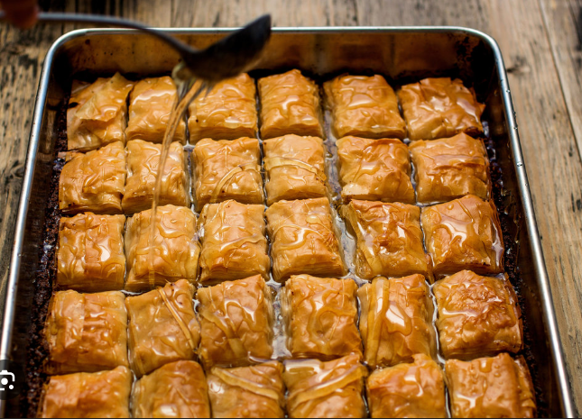 Shir Yakh ice cream with pistachios